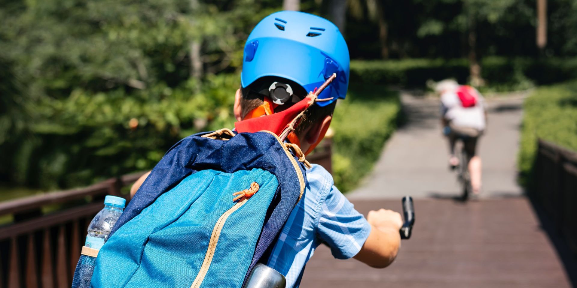 Hogyan közlekedjenek biztonságosan a gyermekek a nyári szünetben?