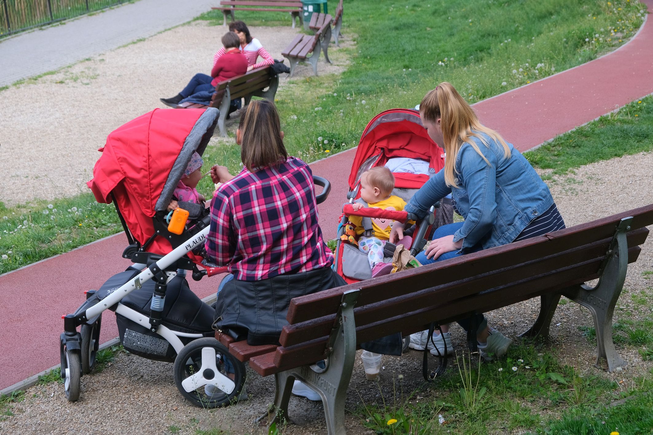 SZJA 30: a 30 év alatti anyák személyi jövedelemadó-mentessége