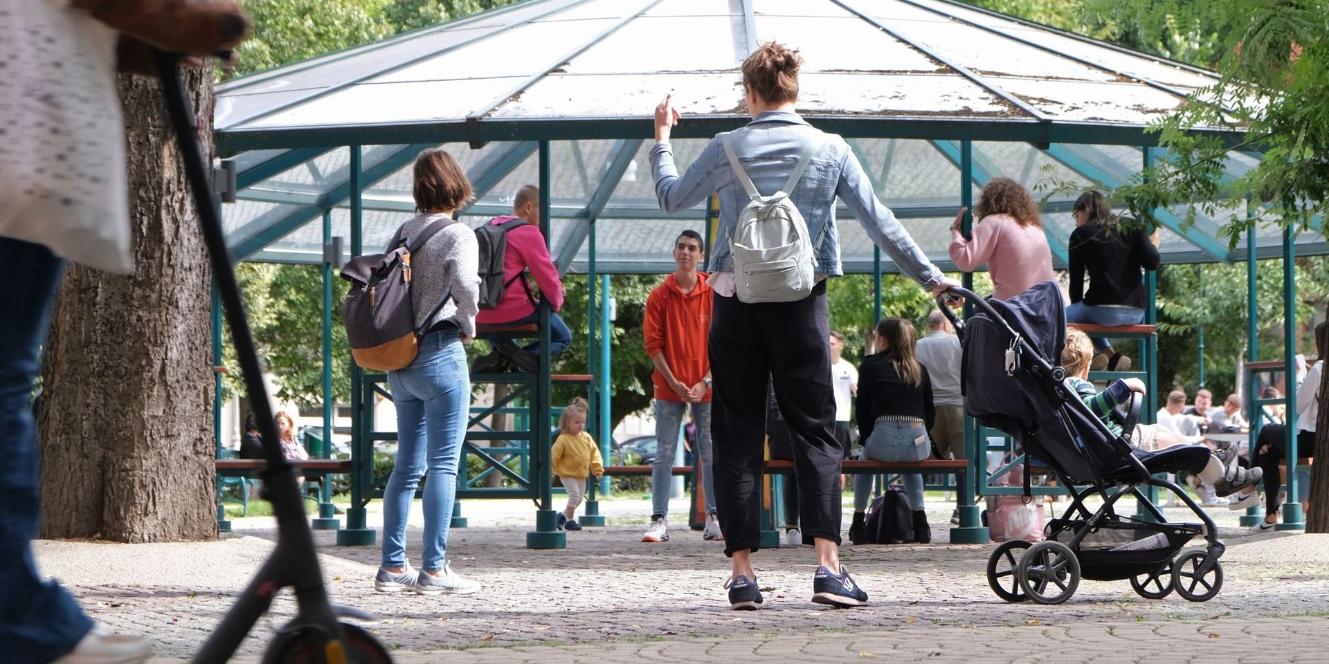 A fiatalok többsége Magyarországon tervezi a jövőjét