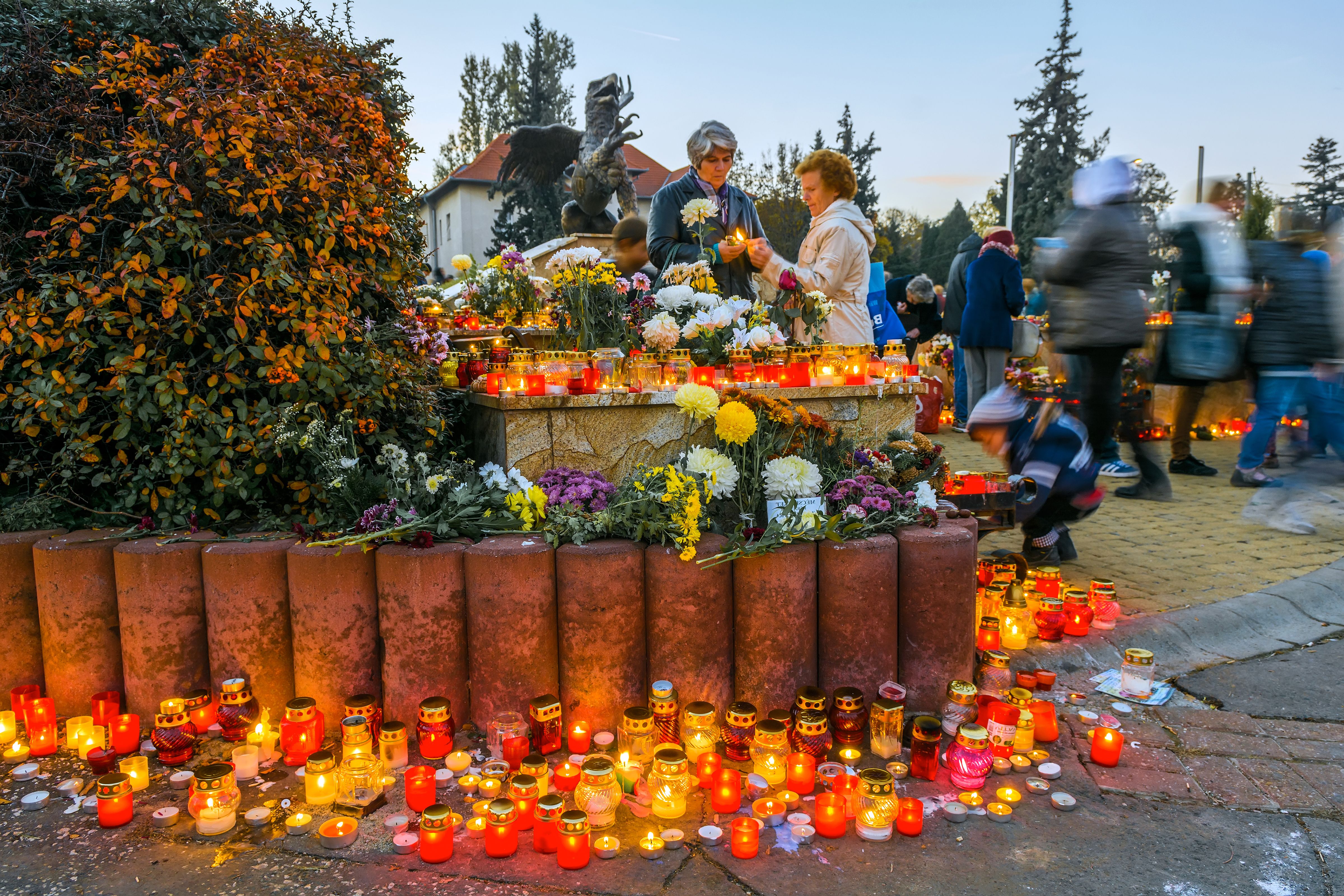 Emlékezés, ami összeköt – Halottak napja a családdal