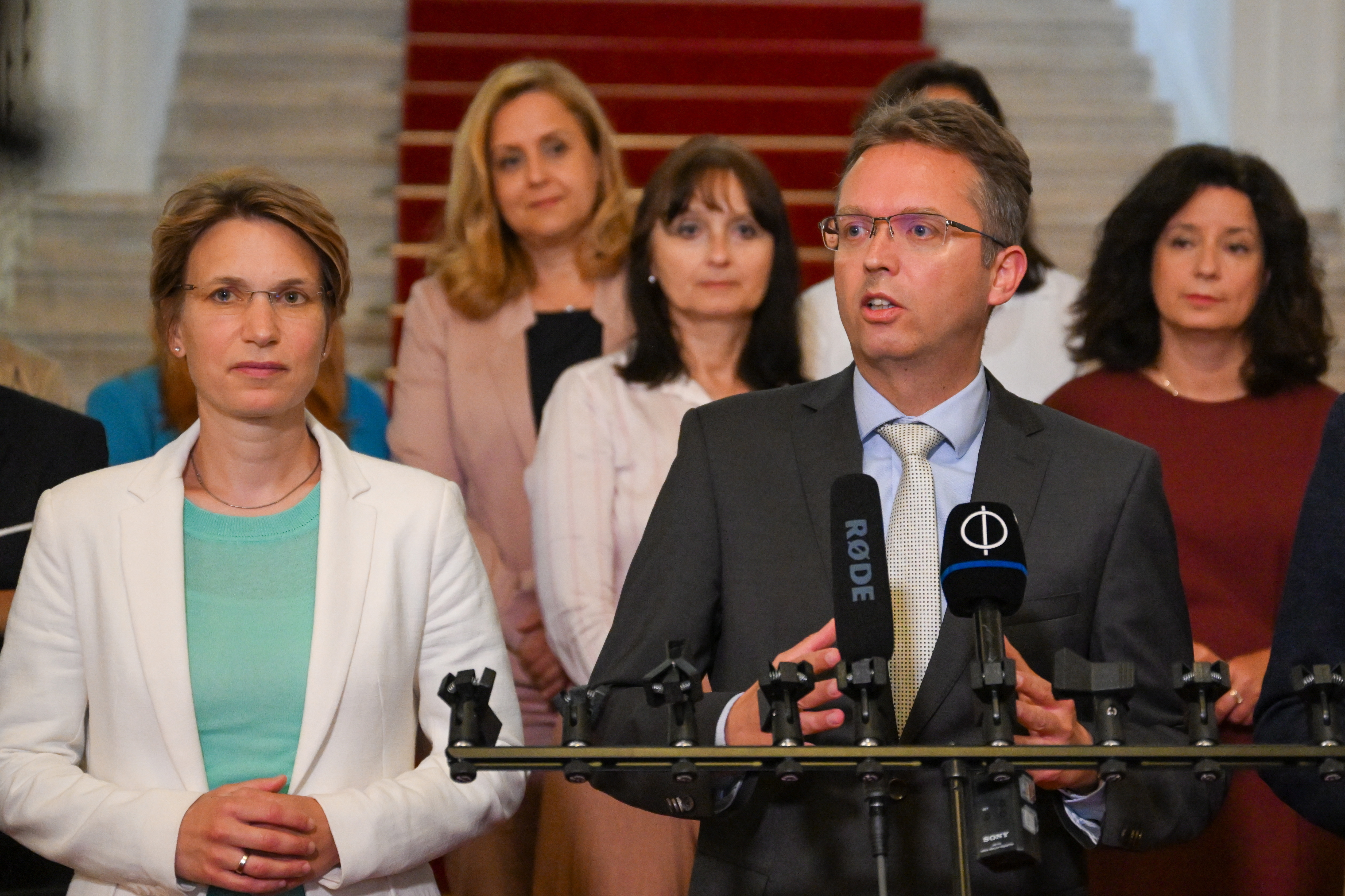 Családszervezetekkel egyeztetett Hankó Balázs miniszter