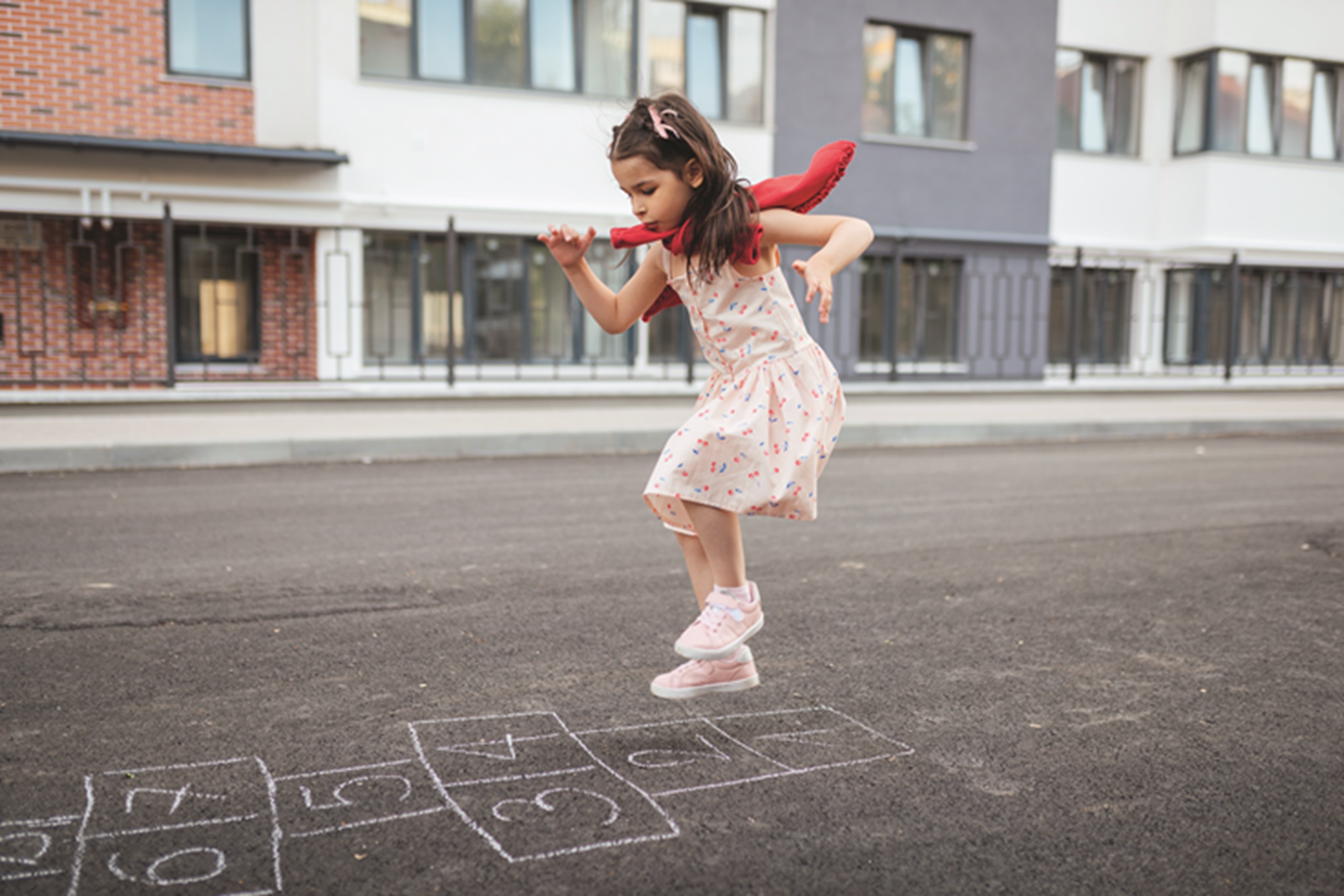 Átmenetek - a Gyermekút Módszertani Központ új szakmai kiadványa