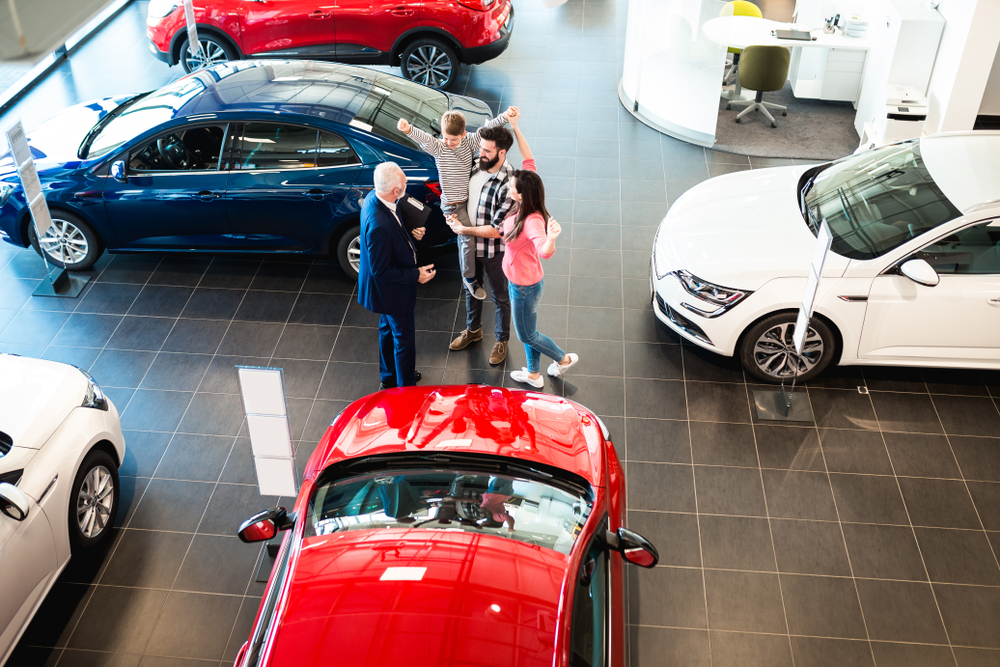 Készülnek a márkakereskedők: lesz elegendő hétüléses autó