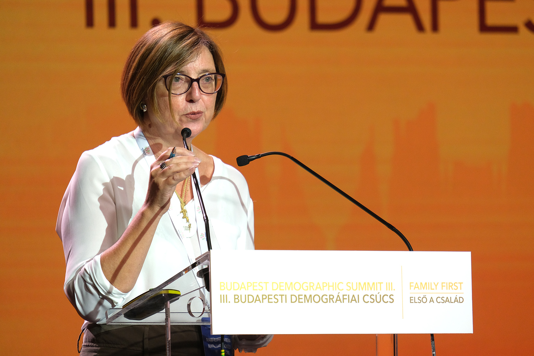 „Amit a legjobban irigylek, az a család fogalmának lelki megközelítése” 