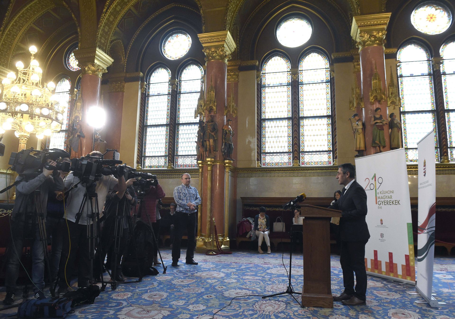 Gyógypedagógiai fejlesztések és családi programok kapnak támogatást a határon túl