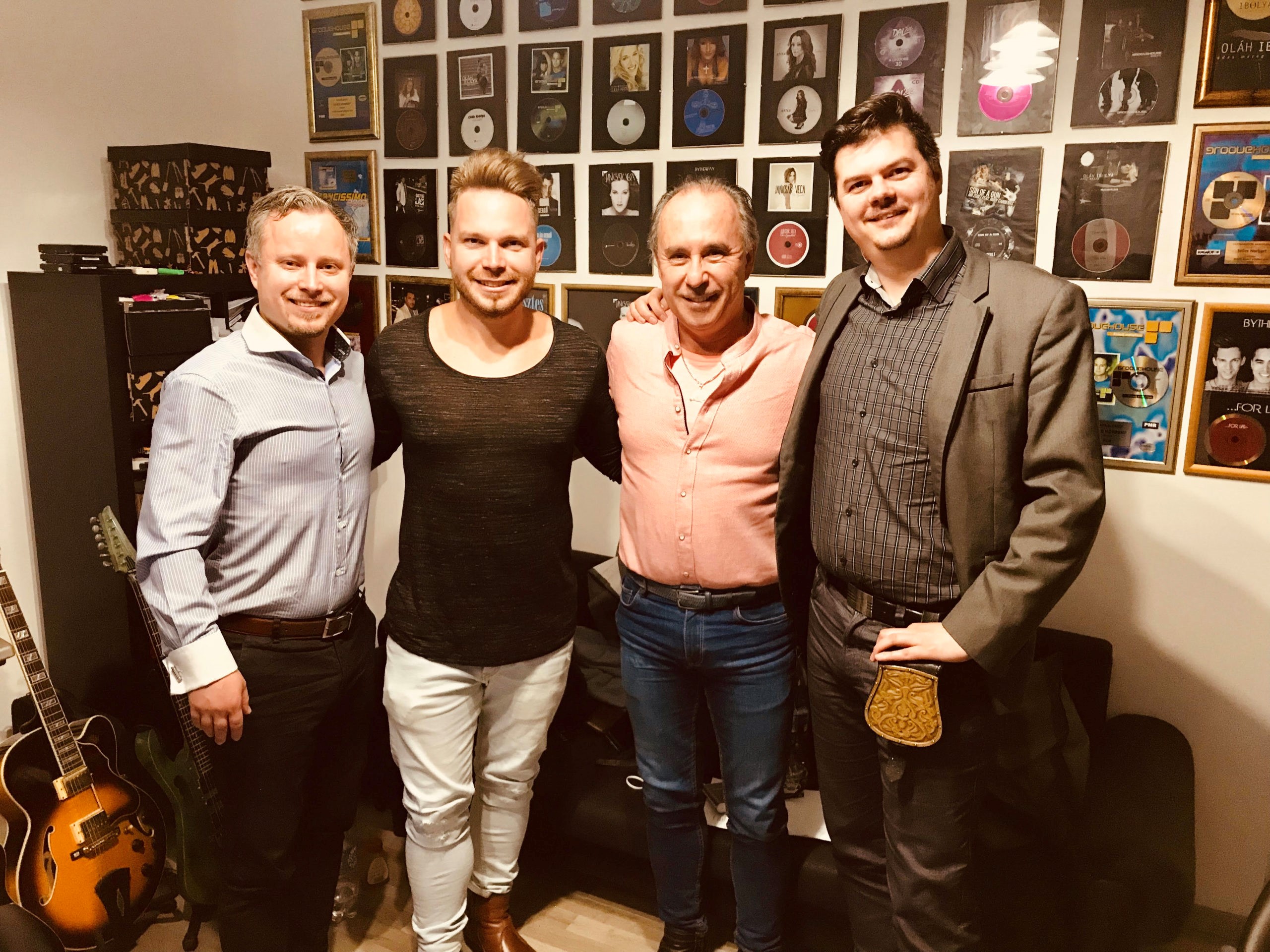 Varga Miklós: „Most kitartunk. Fegyelmezetten!” 