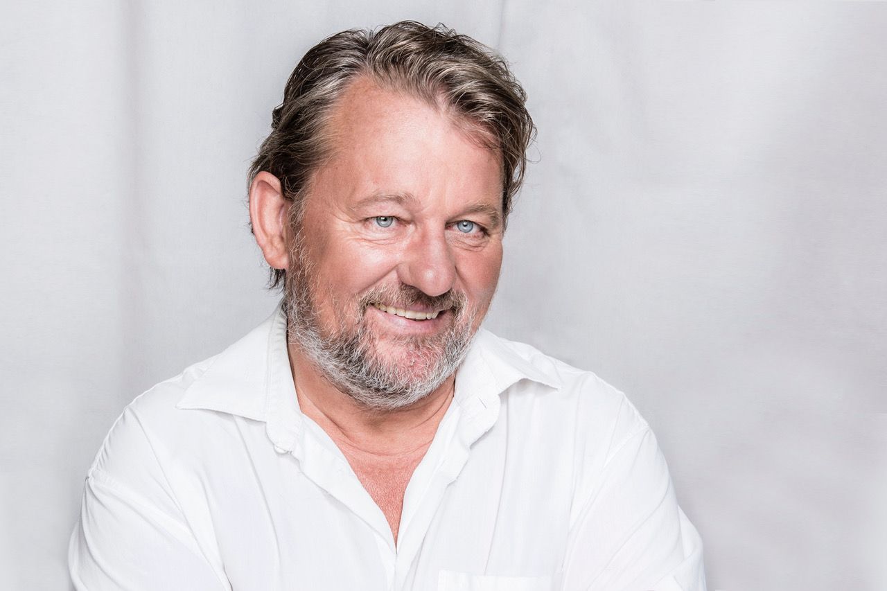 Szarvas József: "Ások és dalolok"