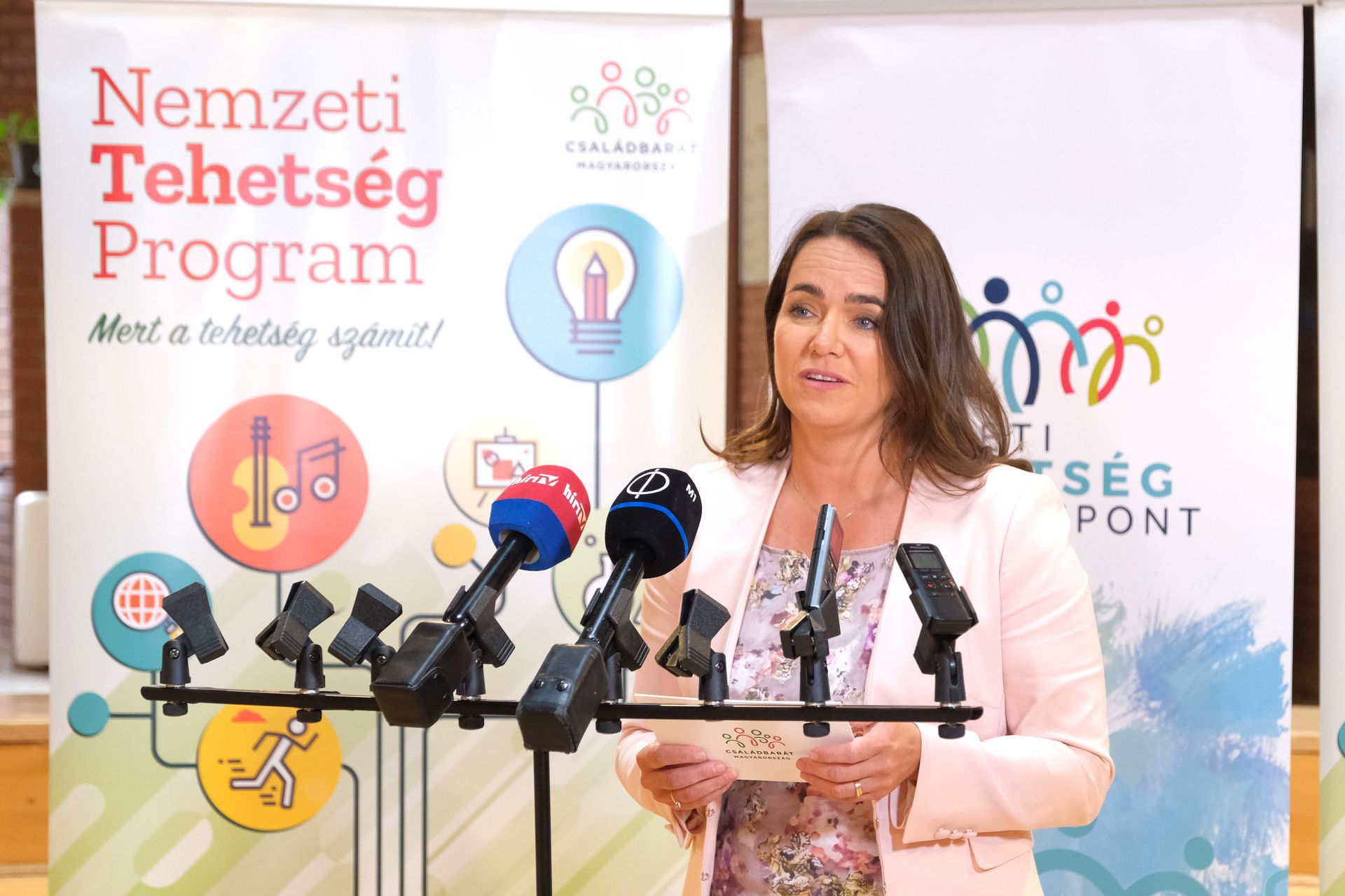 Külföldi egyetemeken tanulhatnak a legtehetségesebb magyar fiatalok – holnaptól lehet jelentkezni