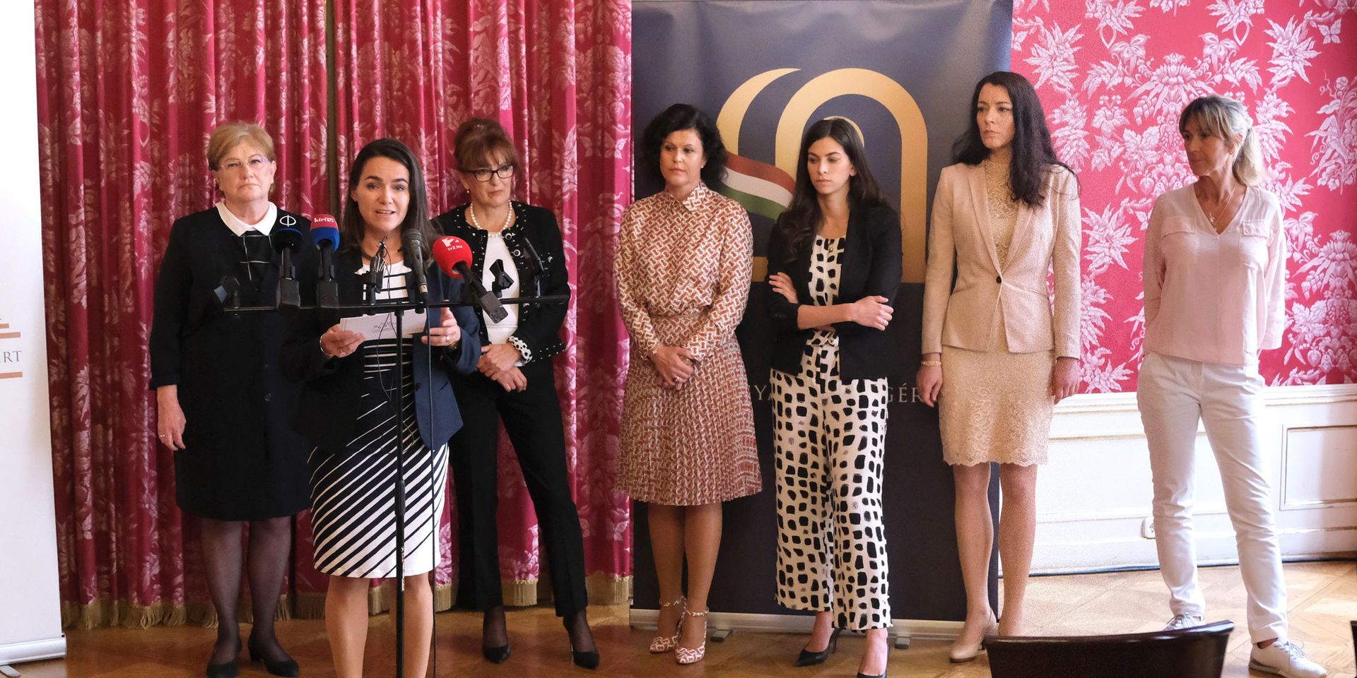 Bátor és példamutató nőket díjaz a Nők Magyarországért Klub
