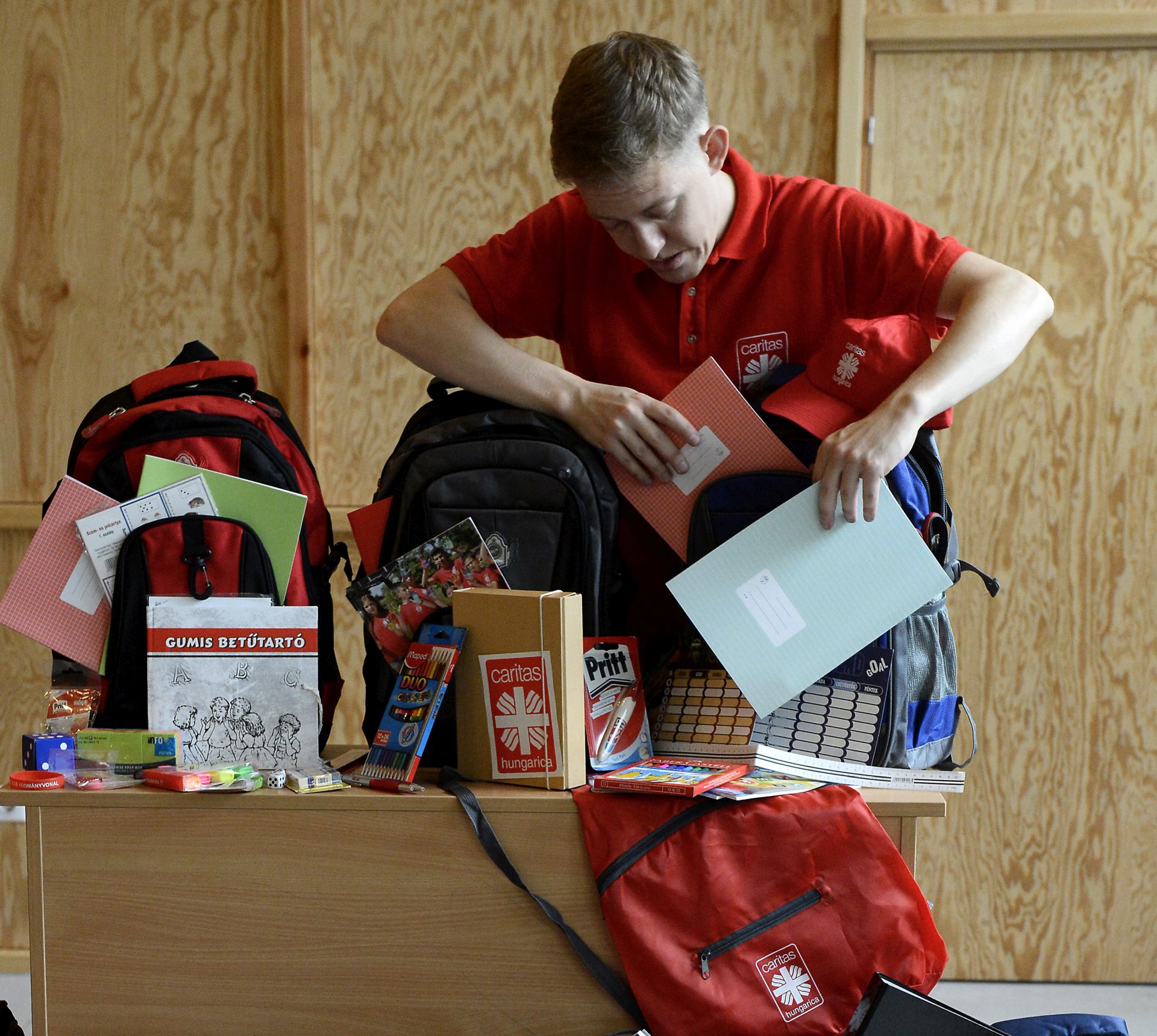 Idén is segíthetjük a rászoruló gyerekek iskolakezdését