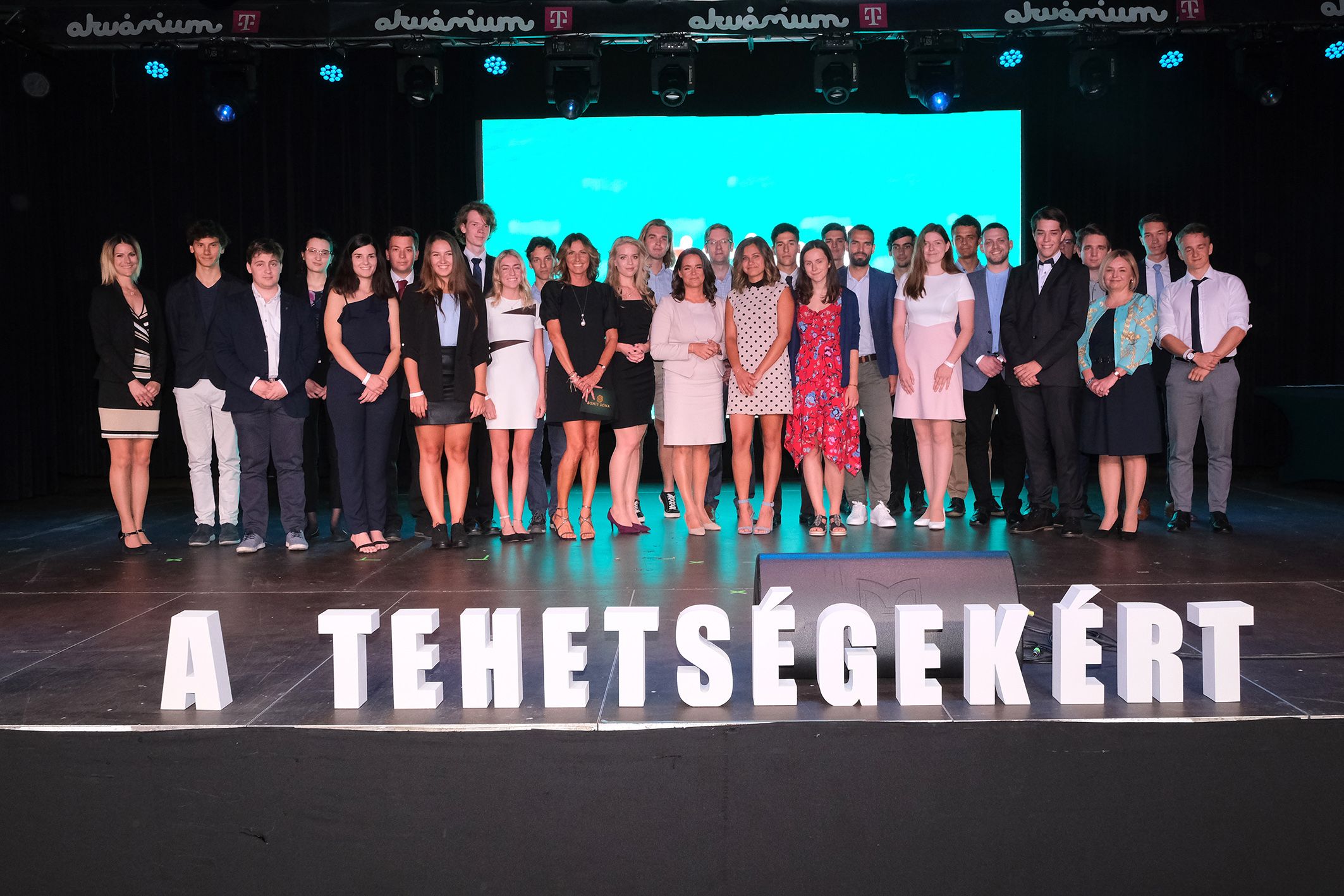 „A talentum gyarapítása közös feladat” – Díjazták a fiatal tehetségeket és mentoraikat