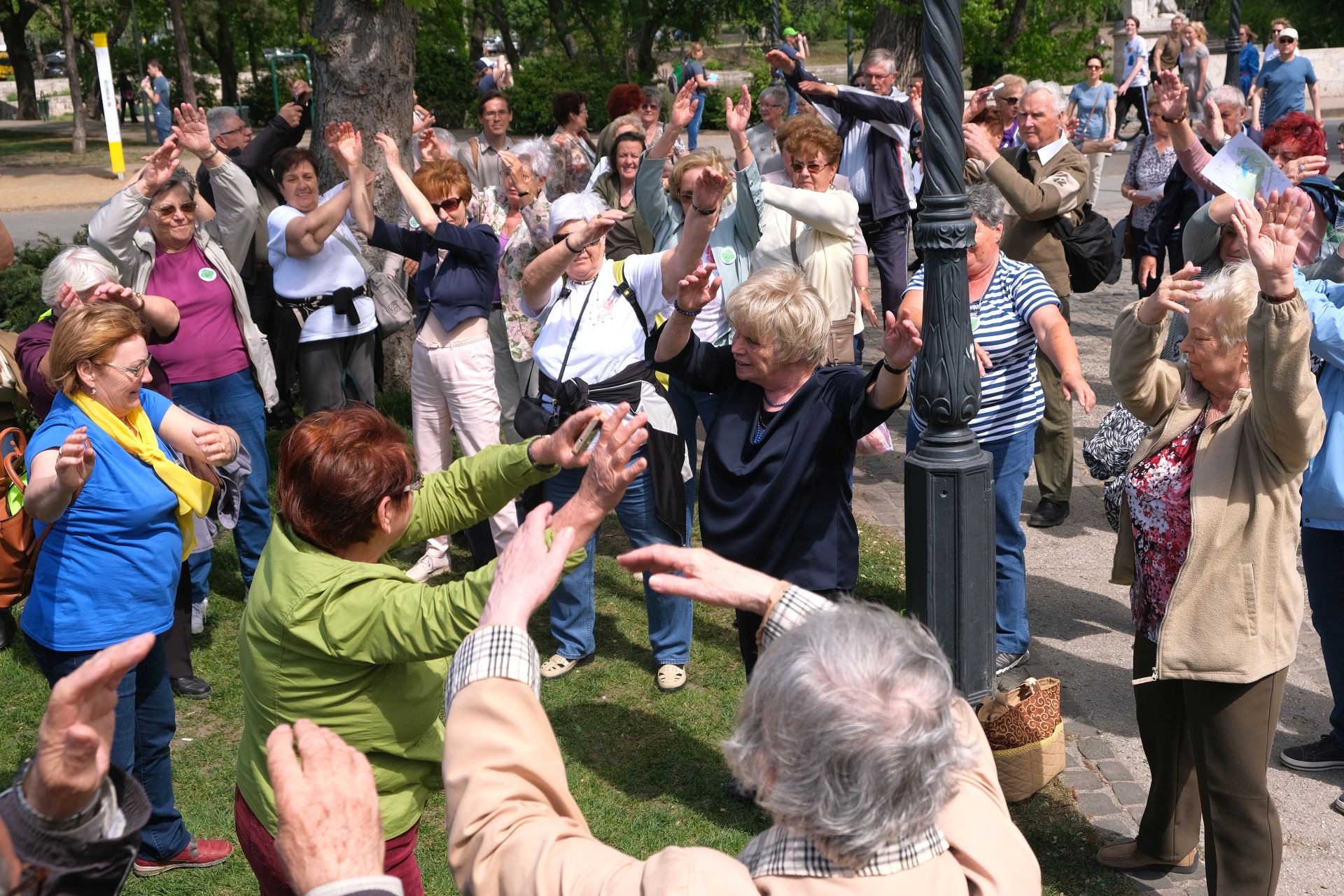 Gyaloglásra fel! – Monspart Sarolta ajánlásával