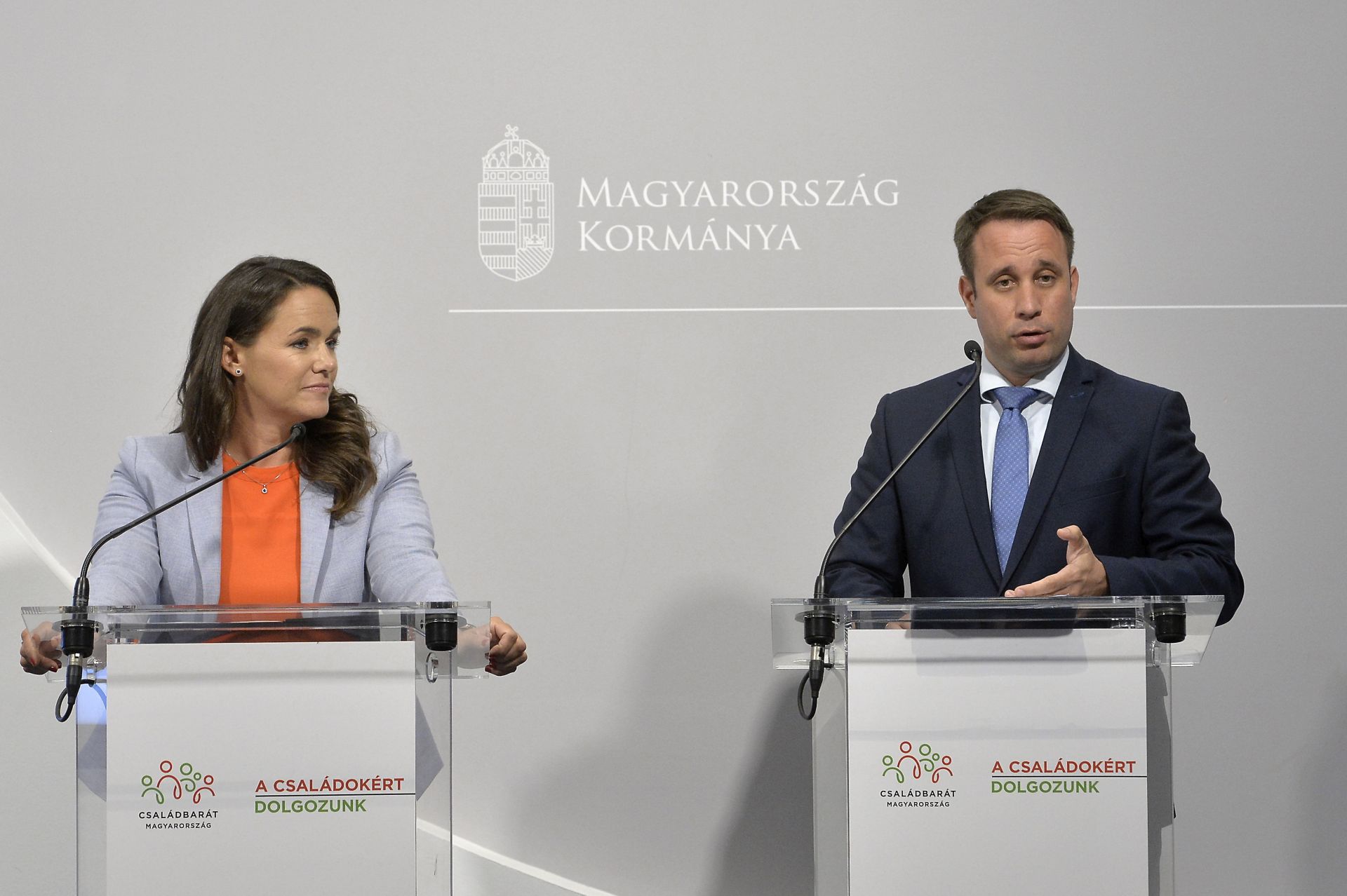 Újabb könnyítést kapnak a felsőoktatási hallgatók 