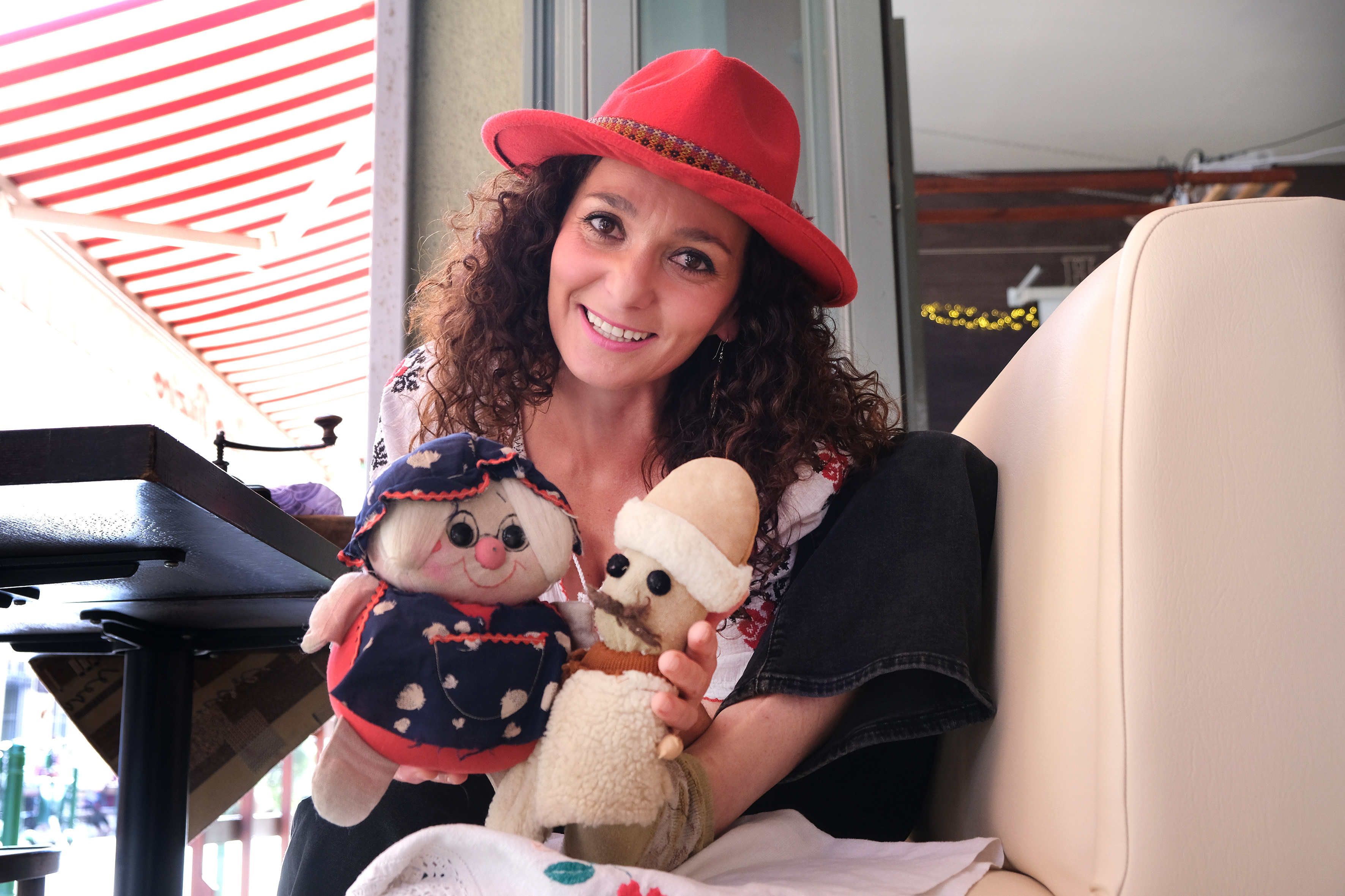 Csernik Szende: “Együtt repülünk a mesében” 