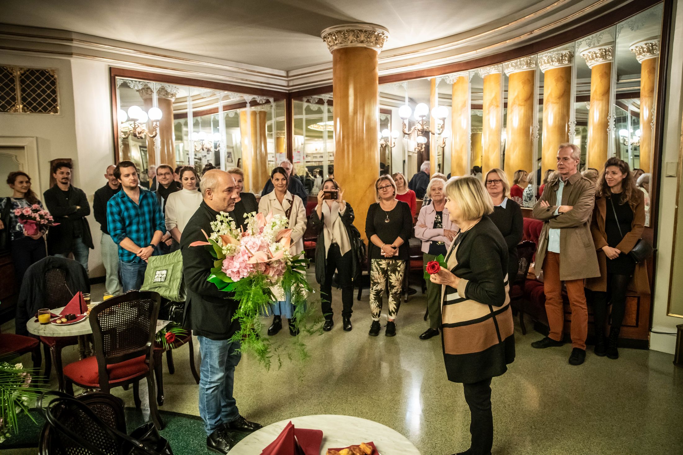 Ez a nap más, mint a többi – Isten éltesse, Halász Judit!